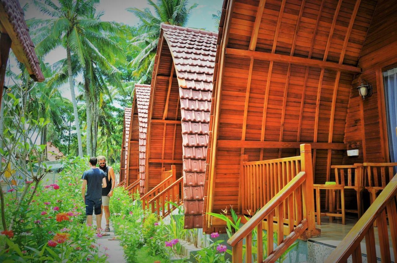 The Peace Arta Bungalow Batununggul Exterior foto